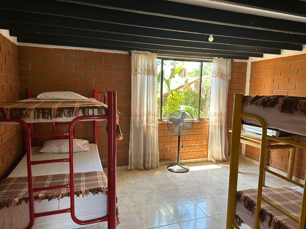 Habitación con camas